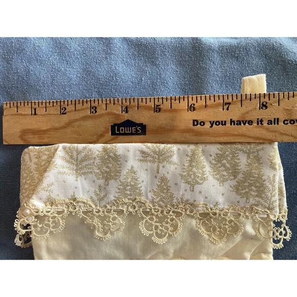 Vintage CHRISTMAS STOCKING Ivory Lace Quilted Heart With Embellishments Button - Picture 6 of 8